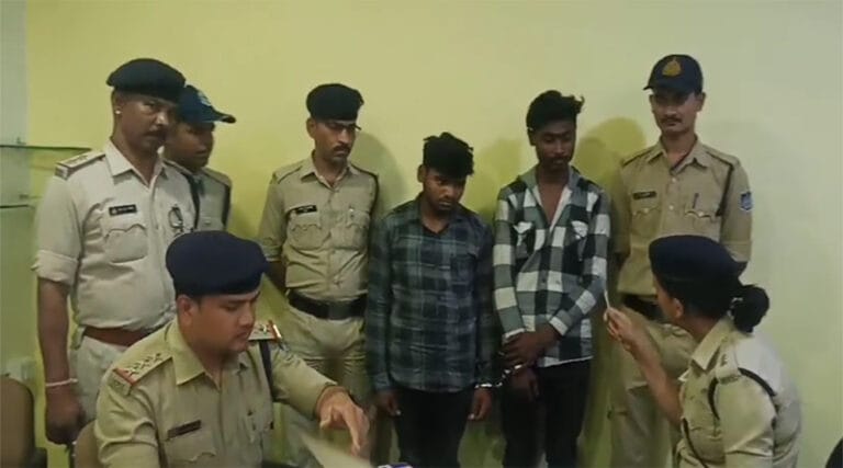 दोस्तों को कट्टा खरीदने दिए थे रूपये वापस मांगने पर मिली मौत - पुलिस ने किया अंधी हत्या का खुलासा 15 hatya