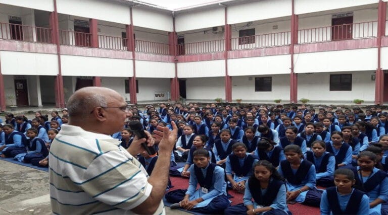 प्रकृति नें हमें जो दिया है वह अगली पीढ़ी को दे - हेमंत खण्डेलवाल 24 hemant