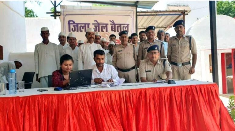 72 बंदियों को मिला आयुष्मान भारत योजना का लाभ 9 jel
