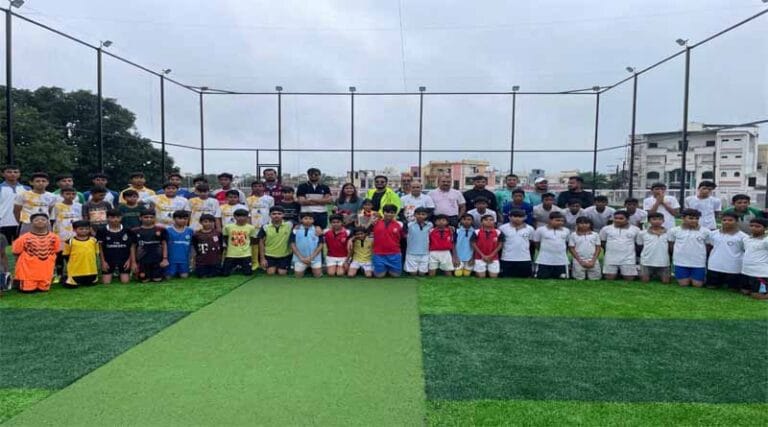 बैतूल में पहली बार आयोजित इंटरस्कूल अंडर-14 फुटबॉल टूर्नामेंट का सफल आयोजन 52 best