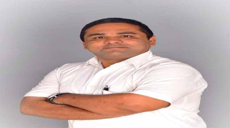 विश्व आदिवासी दिवस के अवसर पर मध्यप्रदेश में अवकाश घोषित किया जाए एडवोकेट महाले 26 mahale