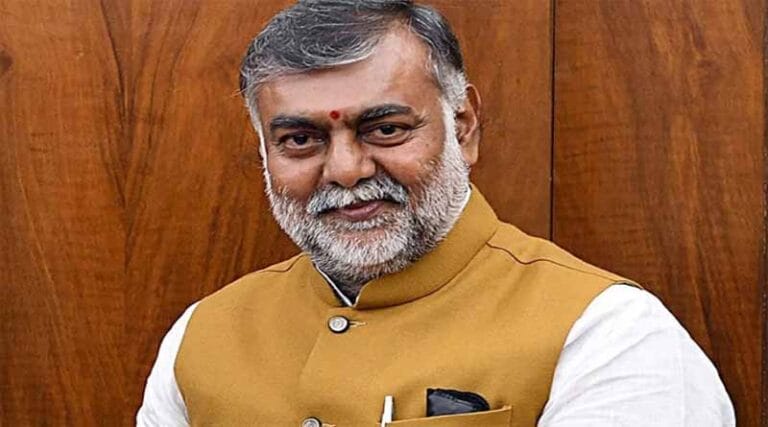 पांच हजार से ज्यादा जनसंख्या वाली पंचायतों में बनेंगे दो सामुदायिक भवन -मंत्री श्री प्रहलाद पटेल 12 prahlad