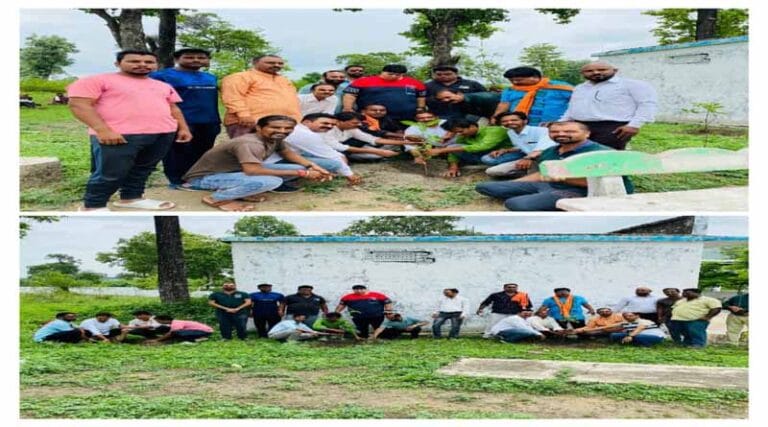 एक पेड़ माँ के नाम अभियान के तहत पिक्षडा वर्ग मोर्चा ने मोक्षधाम मे किया वृक्षारोपण 18 sarb