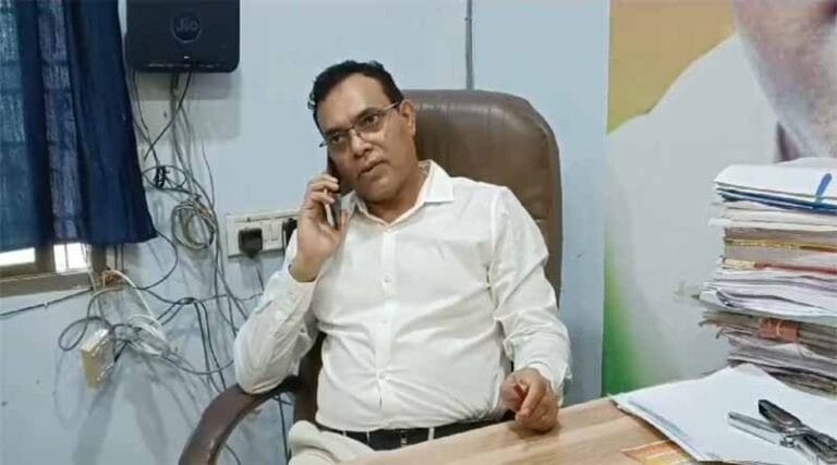 विधायक डॉक्टर योगेश पंडाग्रे से 125000 की मांग करने वाला आरोपी नीरज सिंह राठौर कानपूर से गिरफ्तार 18 pandagre