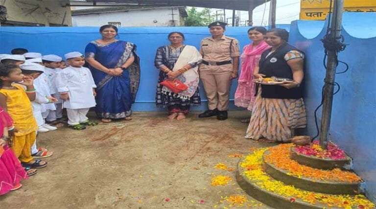 मदर्स ग्लोरी प्री स्कूल सारणी में 78वा स्वतंत्रता दिवस बड़े हर्षोल्लास के साथ मनाया गया 20 pande