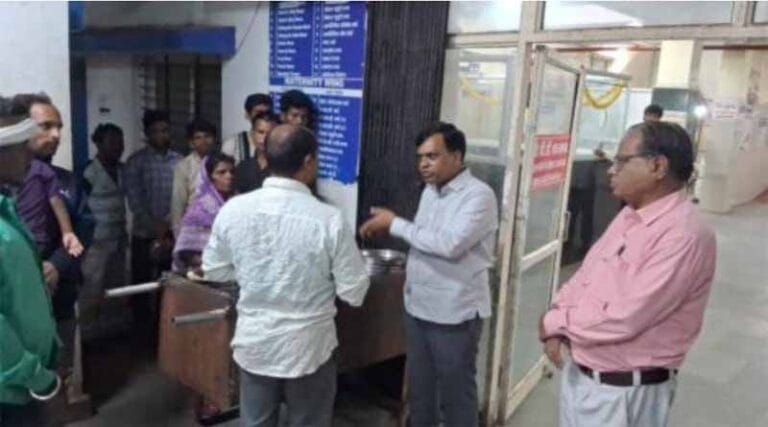 कद्दू की सब्जी में पानी मिला के कब खाई -कलेक्टर सूर्यवंशी 1 sury