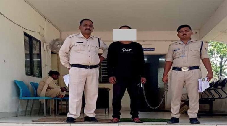 पाथाखेडा पुलिस व्दारा खदानों में चोरी करने वाले शातिर को किया गिरफ्तार 13 bhura