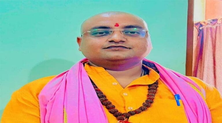 पुत्र या परिवार की अनुपस्थिति में कौन कर सकता है श्राद्ध-डॉ.कौशलेन्द्र पाण्डेय 26 koush
