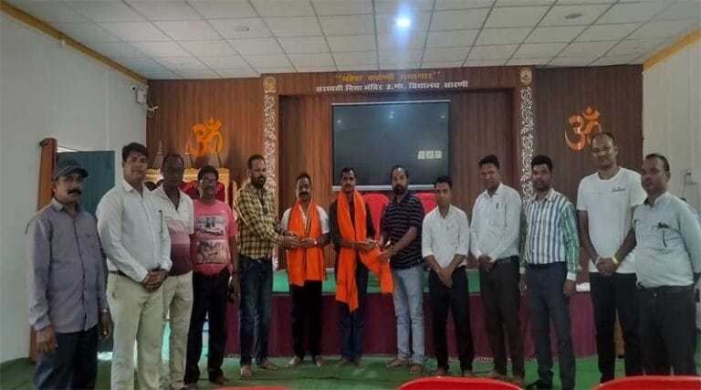 नगर पालिका मजदूर संघ सारणी ने श्री कुशवाहा नगरी निकाय प्रदेश प्रभारी बनने पर किया स्वागत एवं सम्मान 19 om
