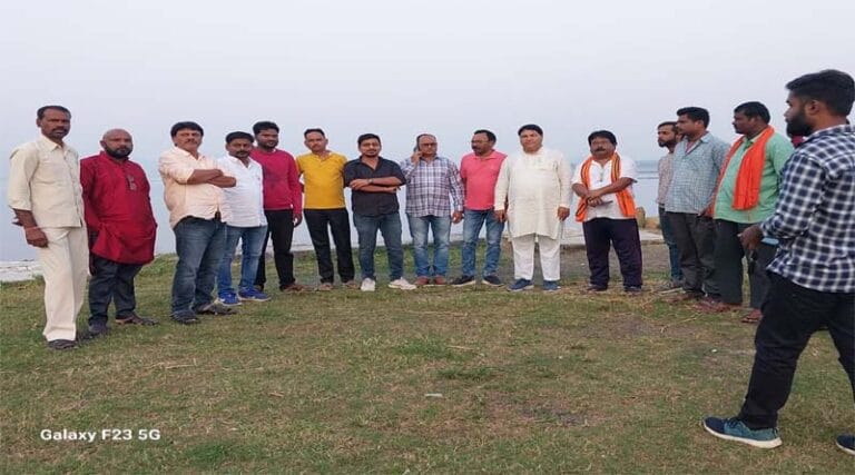 छठ पूजा घाट पर होगी चाक चौबंद व्यवस्था, पूजन की तैयारियों को लेकर घाट का नपाध्यक्ष ने किया निरीक्षण 23 chhat