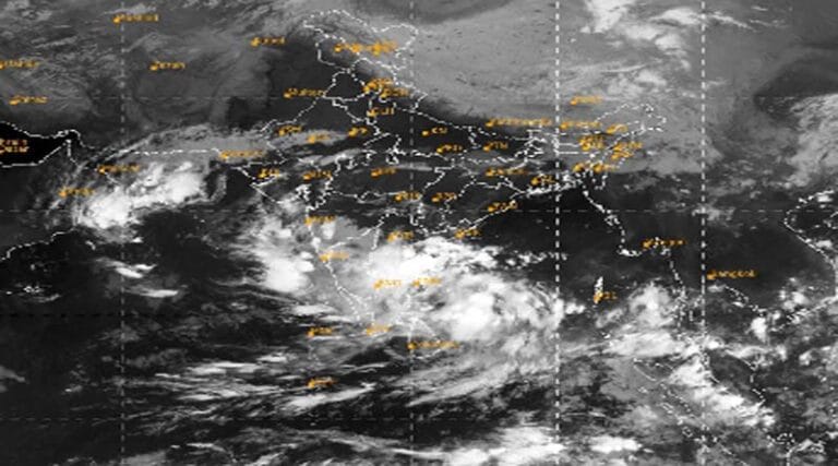 बंगाल की खाड़ी में बन रहा डिप्रेशन कई राज्यों में भारी बारिश देगा बाढ़ का खतरा 1 mousam