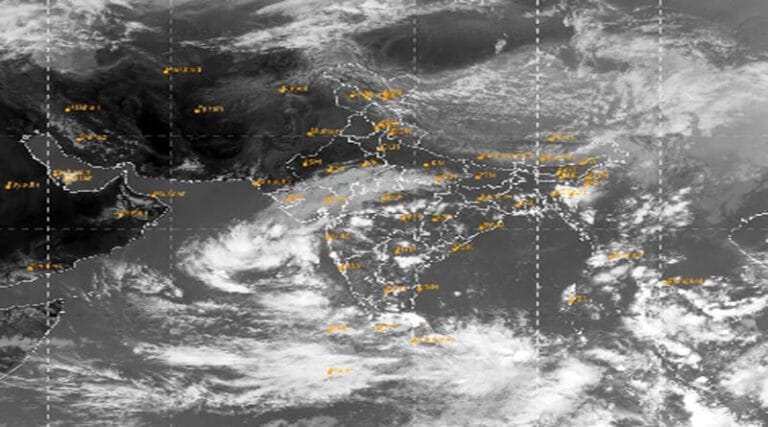 बंगाल की खाड़ी और अरब सागर में डिप्रेशन -तेज बारिश के आसार 29 mousam