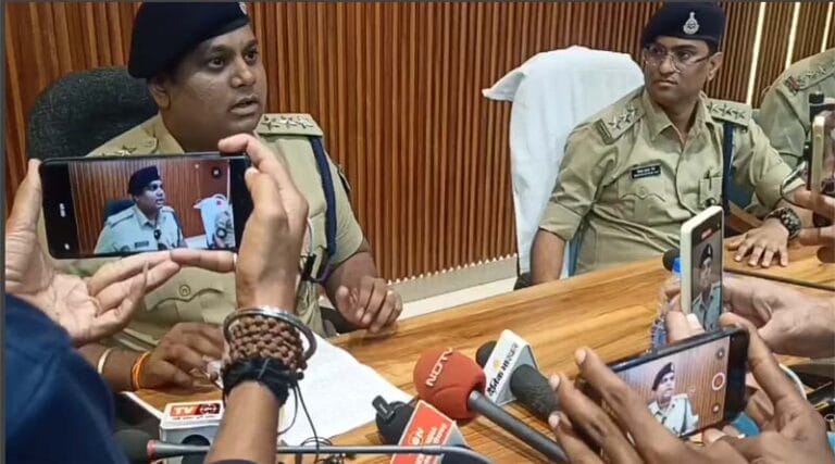 शाहपुर पुलिस ने लूट की घटना का चंद घंटों में किया पर्दाफाश 1 shahpur
