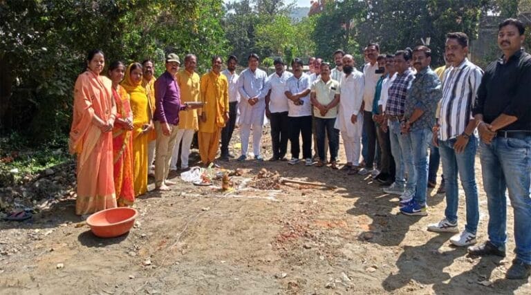 गायत्री प्रज्ञा पीठ में हुआ गौशाला का भूमि पूजन 15 gou
