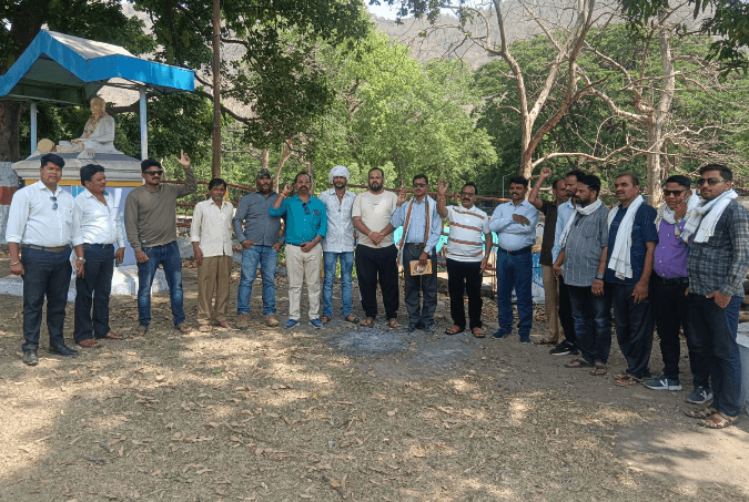 नगर पालिका नगर पंचायत भारतीय मजदूर संघ सारणी की बैठक श्री राम मंदिर सारणी में संपन्न 3 Screenshot_20250428-061202