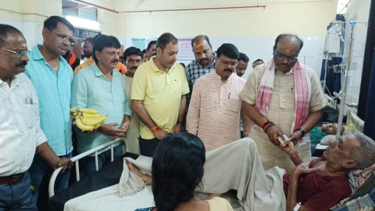 भाजपा ने सेवा कार्य कर मनाया प्रदेश अध्यक्ष हेमंत खंडेलवाल का जन्मदिवस 1 IMG-20250903-WA0094