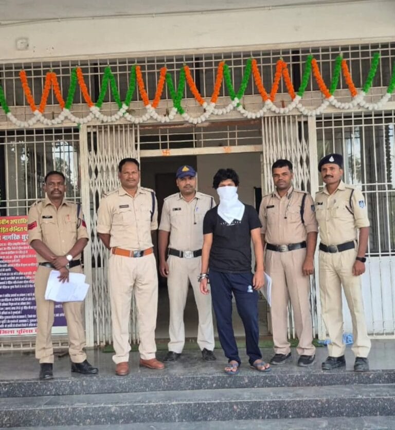 महिला की हत्या के प्रकरण का किया खुलासा,आरोपी बेटा गिरफ्तार 3 FB_IMG_1760279467106