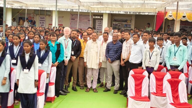 रोजगार, स्वरोजगार एवं अप्रेंटिसशिप मेले 04