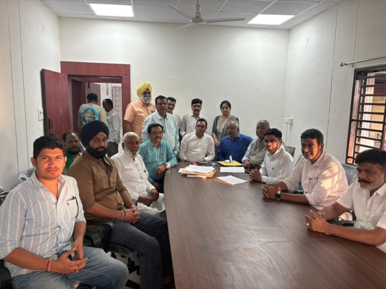 कोसमी एवं भग्गुढ़ाना औद्योगिक क्षेत्रों के 48 भूखण्डों के निराकरण को लेकर हुई बैठक 26 BAITHAK