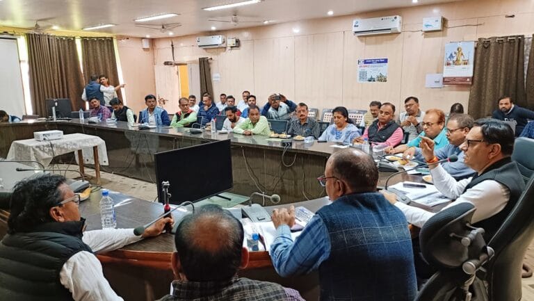 निर्वाचन आयोग द्वारा जारी लिंक के माध्यम से 2003 की मतदाता सूची में अपना नाम जांचे 15 FB_IMG_1763723513813