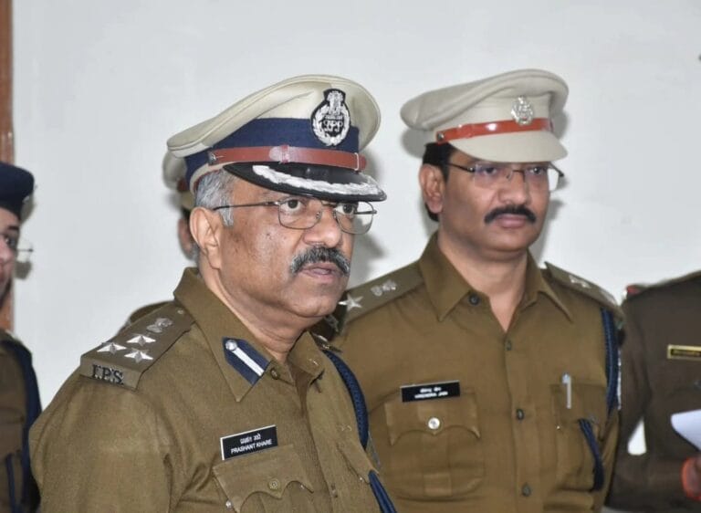 DIG नर्मदापुरम रेंज द्वारा पुलिस अधीक्षक कार्यालय बैतूल का वार्षिक निरीक्षण 8 FB_IMG_1764467346847