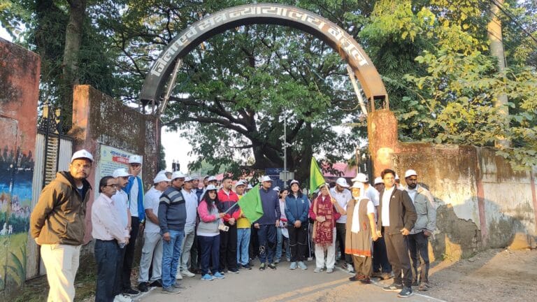 बाइक रैली के साथ किया विधिक सेवा सप्ताह का समापन 21 IMG-20251109-WA0046