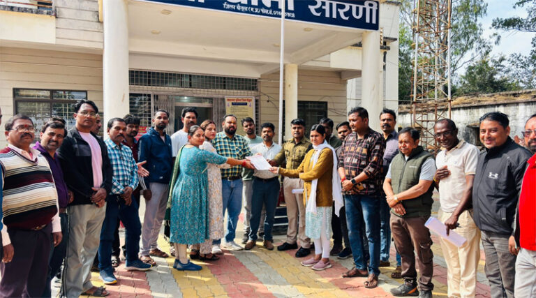 जगन्नाथ मंदिर परिसर सारणी से निर्माण सामग्री चोरी होने पर चोरों को जल्द से जल्द गिरफ्तार करने की मांग 1 jgannath