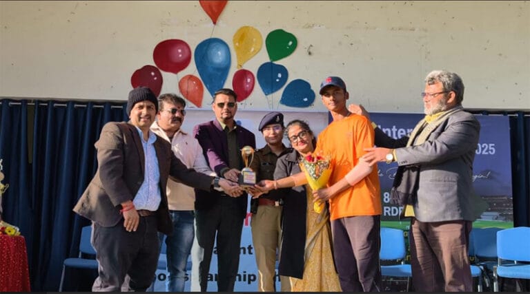 आर.डी. पब्लिक स्कूल में हुआ इंटर स्कूल टेनिस बॉल क्रिकेट टूर्नामेंट का भव्य आयोजन 7 rd
