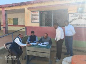 उप मुख्य निर्वाचन पदाधिकारी ने बैतूल में विशेष गहन पुनरीक्षण कार्य का किया निरीक्षण 2 विशेष गहन पुनरीक्षण 02
