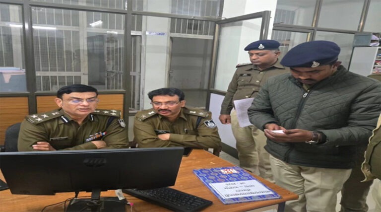 सड़क दुर्घटनाओं की रोकथाम हेतु पुलिस मुख्यालय की सक्रिय पहल,DIG टी.के. विद्यार्थी ने शाहपुर में की जिले की सड़क सुरक्षा व्यवस्था की विस्तृत समीक्षा 1 dig