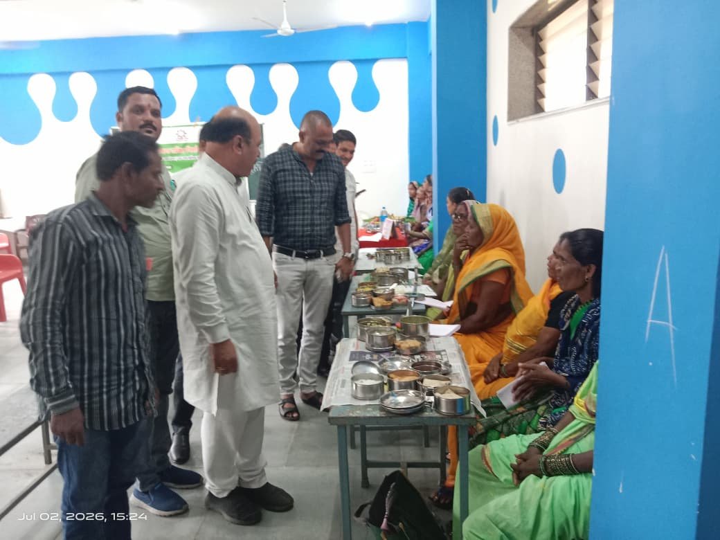 कुकिंग काँपीटीशन में रसोइयों ने भोजन निर्माण में नवाचार एवं रचनात्मकता का किया उत्कृष्ट प्रदर्शन 3 bhains2