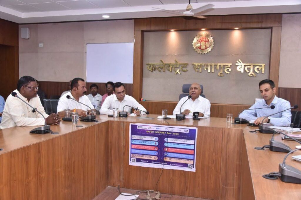 ‘शिक्षा संजीवनी’ अभियान -समाज-सरकार की साझेदारी से शासकीय विद्यालयों के कायाकल्प का अभिनव मॉडल 5 786975597 2253956035428570 1058796316140058512 n