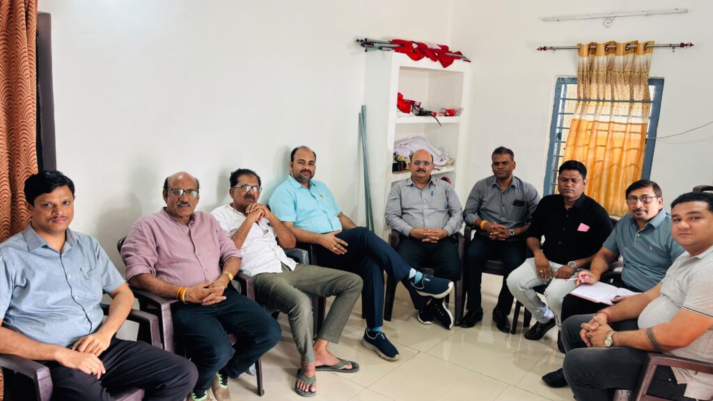 WCL पाथाखेड़ा -जेबीसीसीआई-12 के गठन की मांग को लेकर संयुक्त मोर्चा की बैठक संपन्न 2 IMG 20260804 WA0033