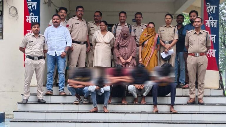 सारणी क्षेत्र मे टावर के केबल चोरी करने वाले गिरोह दो महिला सहित 5 नाबालिक को सारणी पुलिस ने किया गिरफ्तार 12 sarni pulice