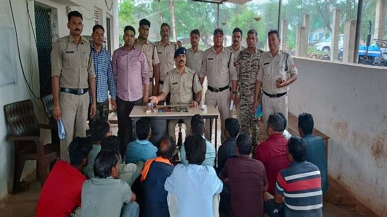 मध्यप्रदेश पुलिस की जुएं-सट्टे के अवैध कारोबार पर सख्त कार्रवाई,1 करोड़ 10 लाख रूपए से अधिक की नगदी एवं संपत्ति जब्त 26 mp satta chhapa karvahi