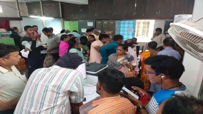 नगर पालिका में लोक अदालत में 244 प्रकरणों का निपटारा 8.74 लाख की वसूली 53 sarni