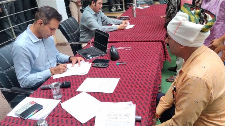 अवैध अतिक्रमण पाए जाने पर हटाने के निर्देश 13 sourabh